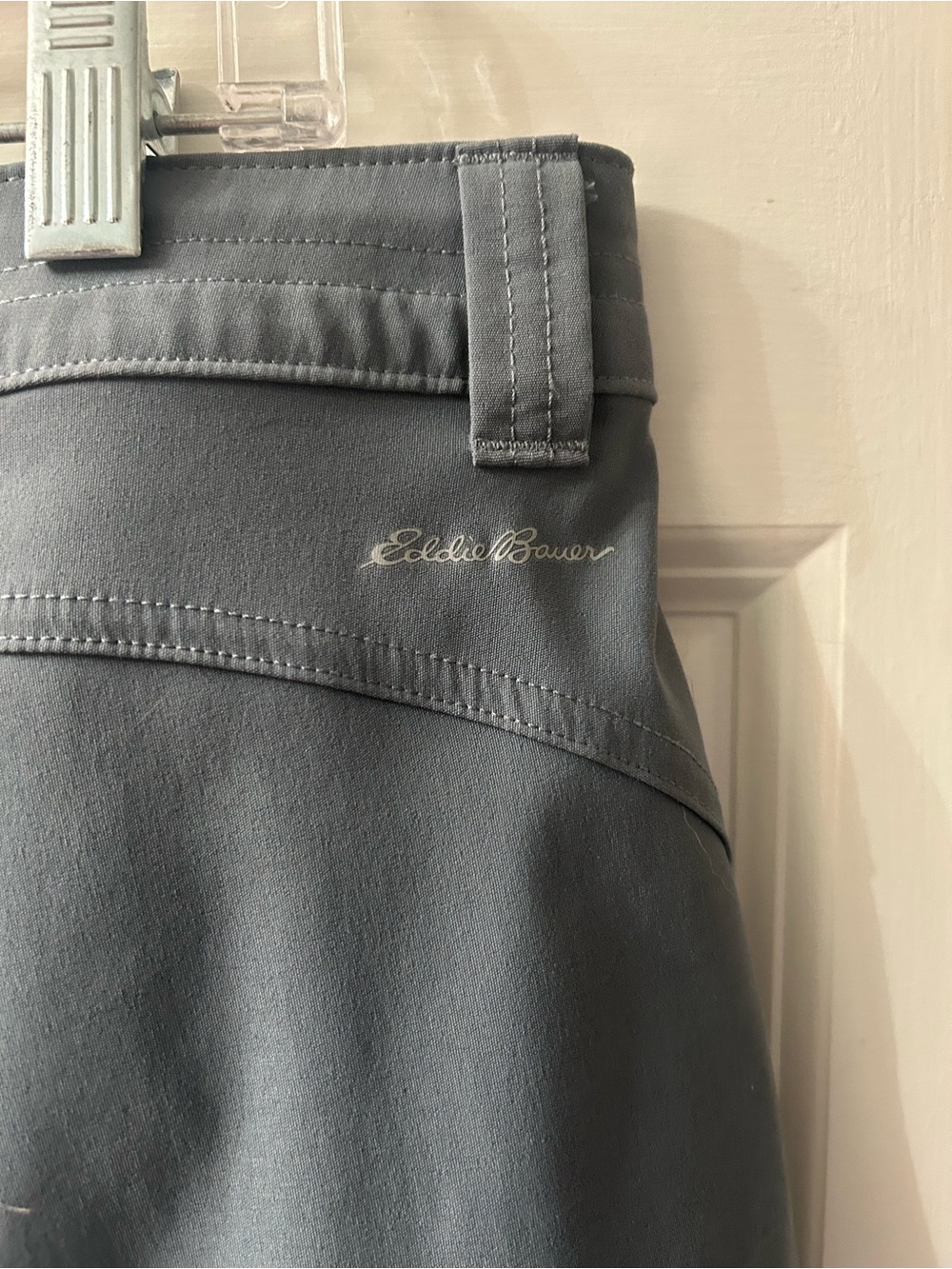 Eddie Bauer Women’s Rainier Shorts Size 14 fig blue - Picture 5 of 8